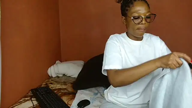 ForeverSexy  online show from April 26, 2:59 pm