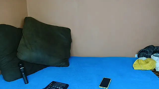 ForeverSexy  online show from April 28, 6:17 am