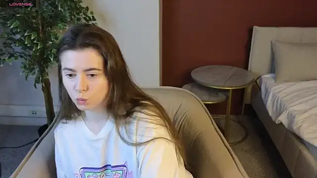 LovingWhisperr online show from March 29, 1:26 am