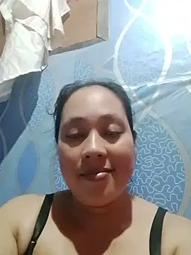 May Bombs online show from April 5, 7:18 am