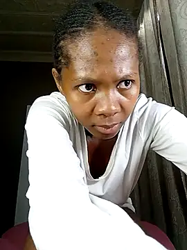 PussyFarrie online show from April 23, 6:43 am