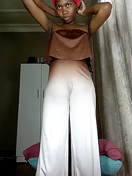 PussyFarrie online show from April 23, 12:29 pm