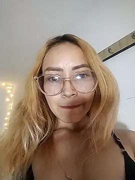 Katestar77 online show from April 29, 2:04 am