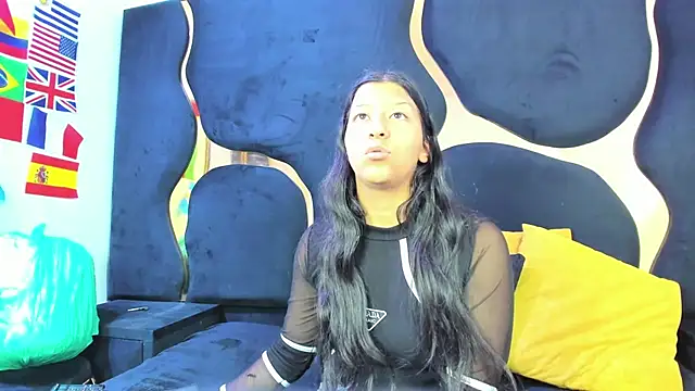 Vaneline2 online show from July 10, 4:07 pm