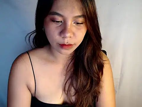 KristinaValerie22 online show from March 4, 6:42 am