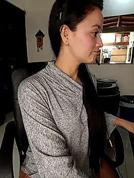 miamorgan20 online show from April 8, 3:47 pm