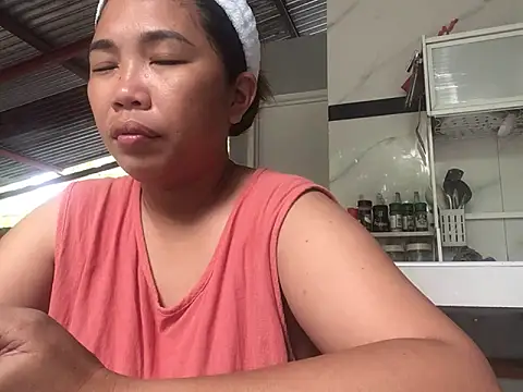 lady candy85 online show from April 25, 11:13 pm