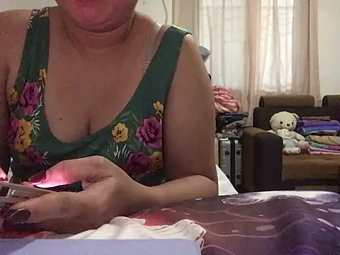 lady candy85 online show from February 5, 5:43 am