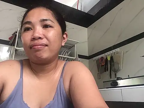 lady candy85 online show from April 24, 11:40 pm