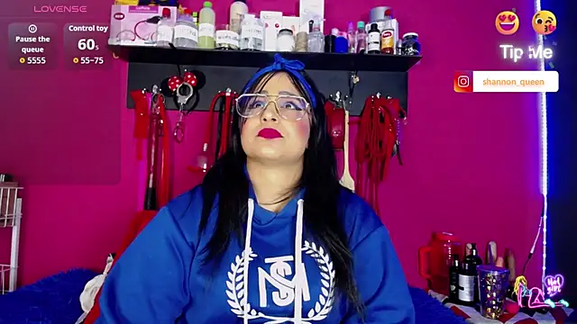 shannon queen- online show from April 26, 6:11 am