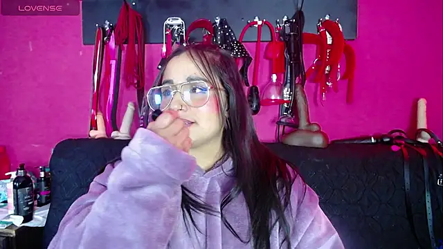 shannon queen- online show from July 25, 5:47 am