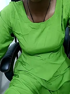 riyashrma00 online show from March 17, 7:01 am