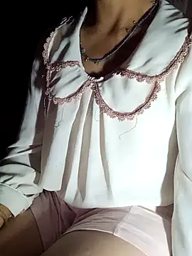 witch-xx online show from April 16, 8:08 pm