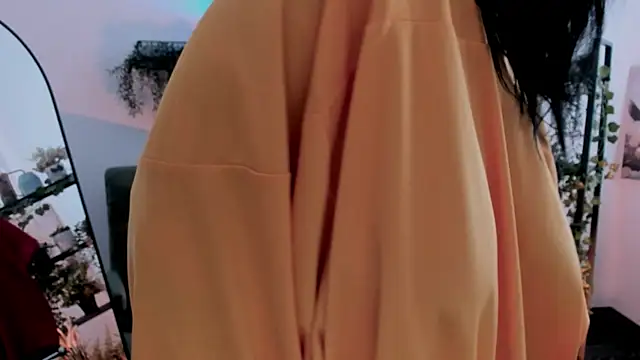 NeoGeisha online show from April 24, 8:17 am