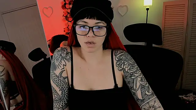 NeoGeisha online show from April 19, 6:10 pm