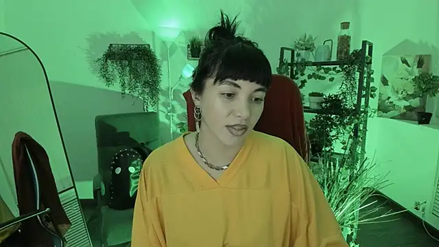 NeoGeisha online show from April 21, 4:14 pm