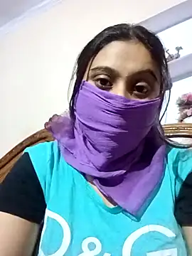 Janvi-Loves online show from February 7, 4:05 am