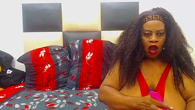 MatureTemptress online show from April 24, 2:42 pm