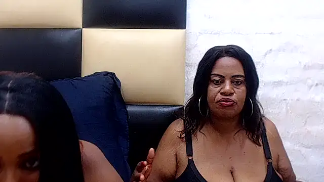 MatureTemptress online show from February 16, 6:30 pm