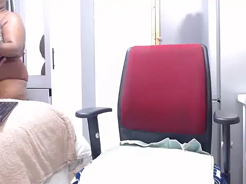 MissConniexxx online show from April 23, 8:11 pm