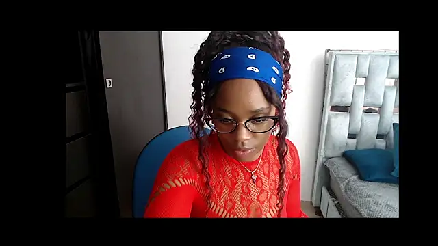 Aantoniaa brown27 online show from March 3, 2:01 pm