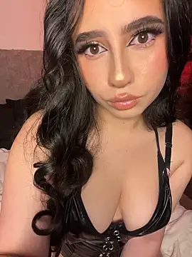 Sofiia Vegaa online show from February 21, 12:00 am