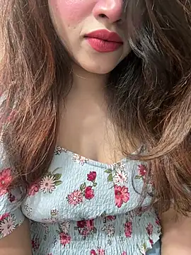 riya sharma11 online show from April 23, 5:26 pm