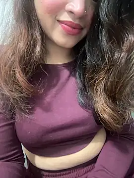 riya sharma11 online show from April 20, 6:11 pm