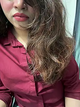 riya sharma11 online show from April 25, 5:32 pm