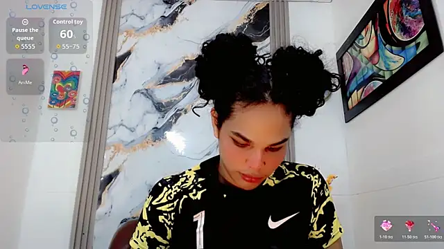 Zonce shimer online show from April 22, 8:17 pm