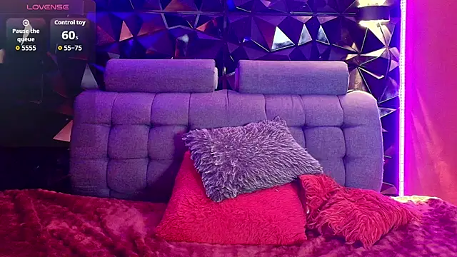 Tammy sutra online show from April 27, 7:11 pm