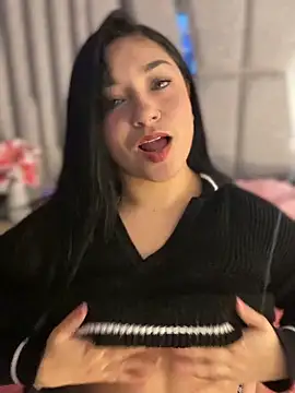 Grecia Valmont online show from March 9, 8:45 pm