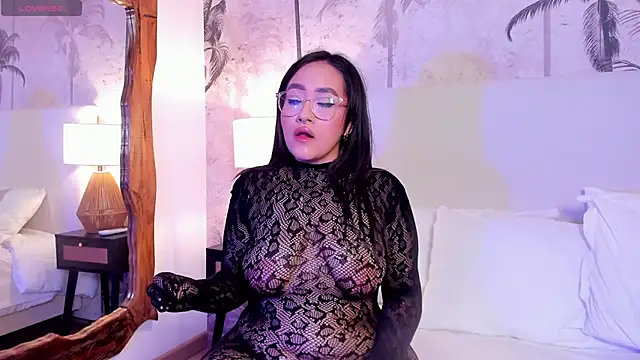 IvyStonne online show from April 23, 6:32 pm