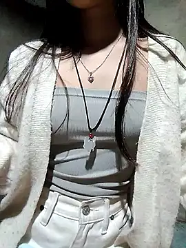 DoliceGirl2k online show from April 1, 11:11 am