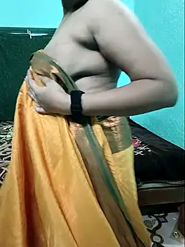 Tamilkannadacouple online show from April 19, 6:10 pm