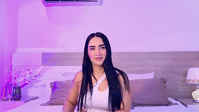 MaraGrief  online show from April 25, 11:13 am