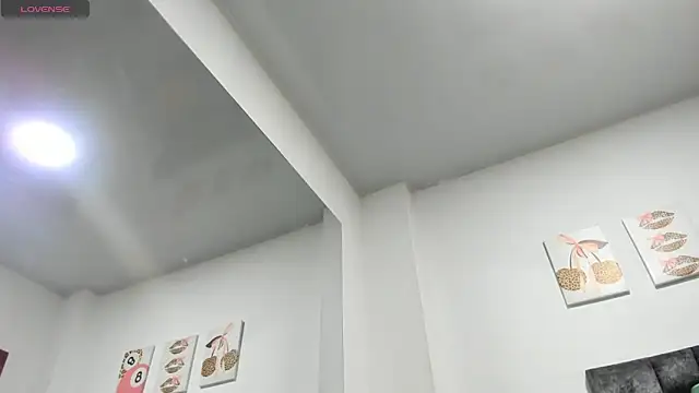 Madison Rosee online show from April 24, 12:24 am