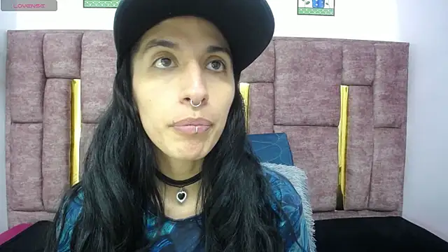 FRANCESCA LOVE  online show from April 24, 4:04 am