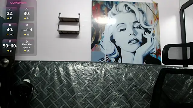 FRANCESCA LOVE  online show from April 17, 1:51 am