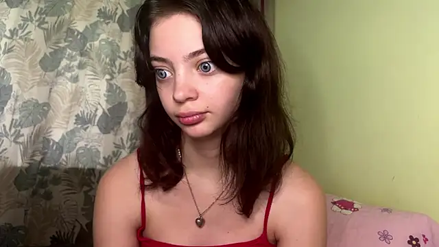 CassyVixen online show from August 2, 3:15 pm