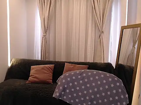 Scarleet miaa online show from April 22, 7:33 pm