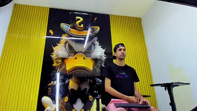 couplehot sex  online show from March 11, 7:49 pm