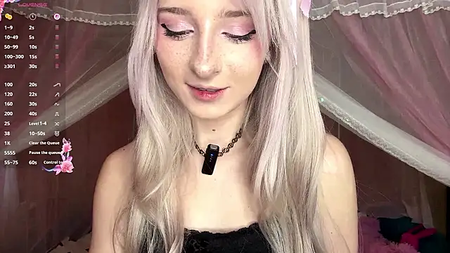 EvaQT online show from March 7, 8:32 am