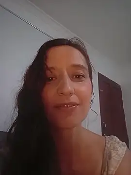 Aurabloom 1 online show from March 29, 12:37 pm