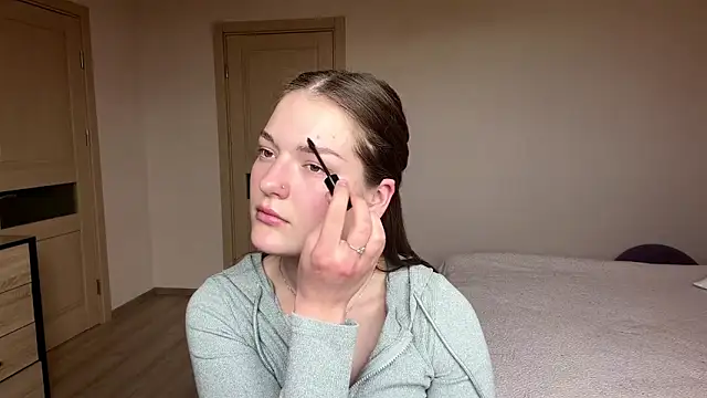 Milayouknow online show from April 24, 12:30 pm