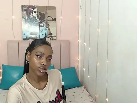 charlothcameronrs707 online show from February 11, 1:23 pm