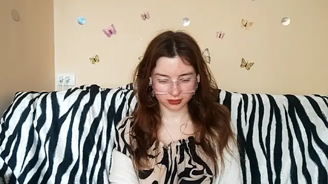 LanitaHemple online show from April 26, 1:09 pm