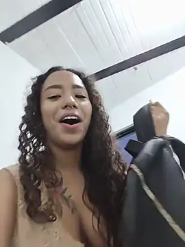 sandra rey  online show from June 11, 3:58 am