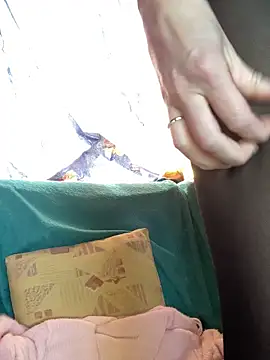 Midnight Munch online show from April 23, 12:29 pm