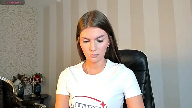 BloomingOfVanessa online show from February 13, 11:45 am